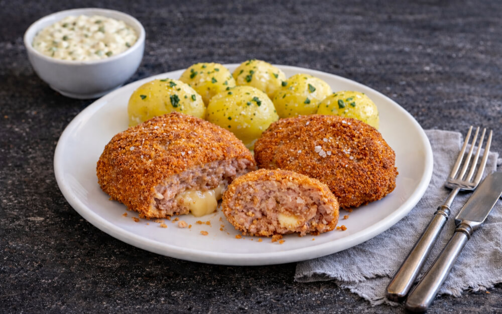 detail Dutch-style turkey patty